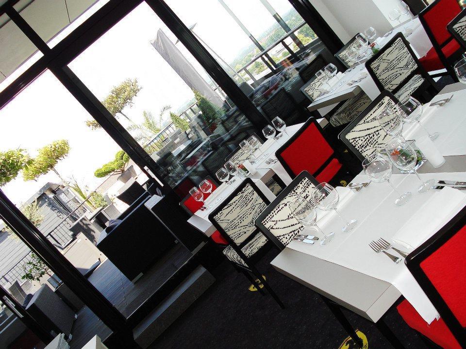 Fletcher Hotel-Restaurant Parkstad- Zuid Limburg Kerkrade Restaurante foto